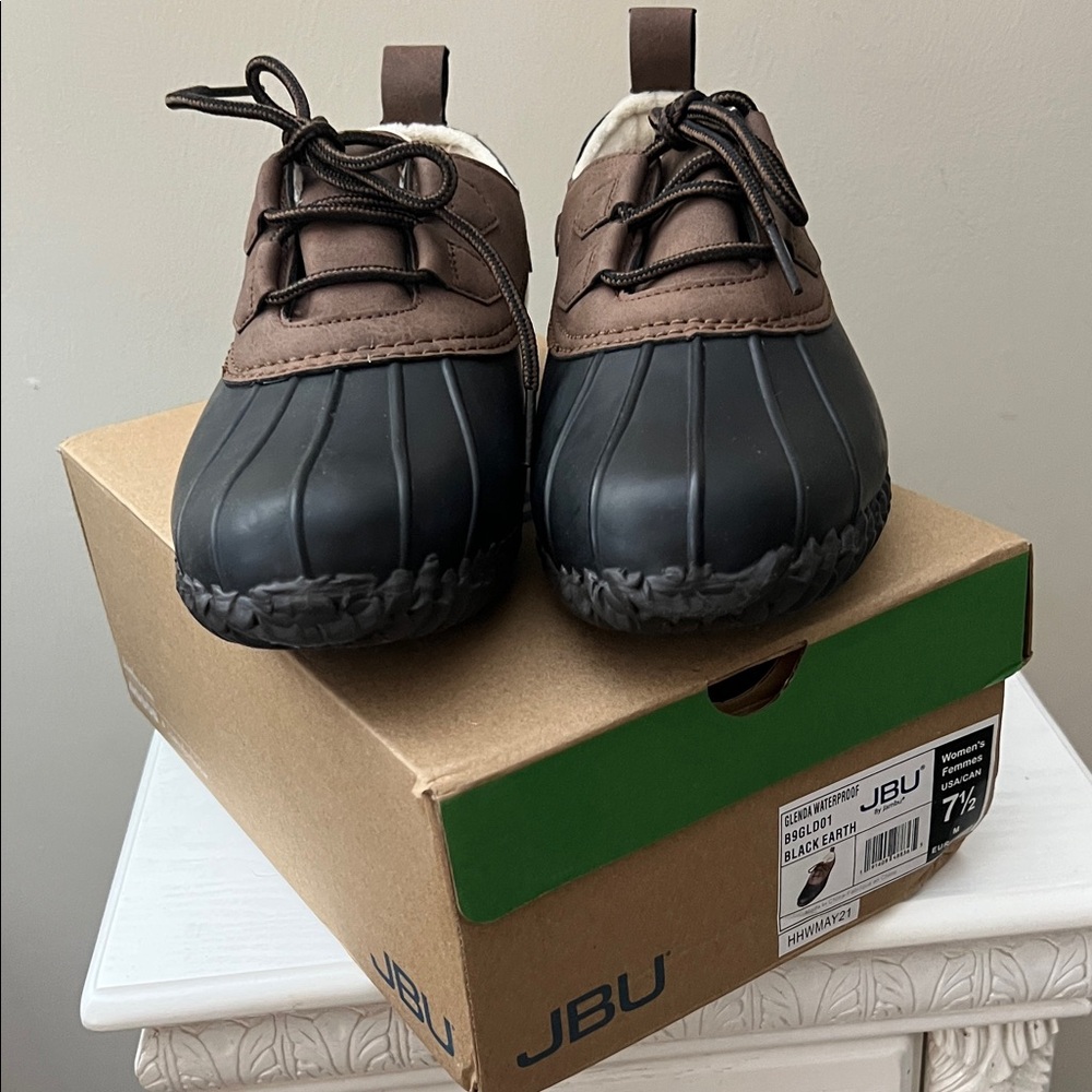 JBU Glenda Waterproof Brown and Black Earth Rain Boots Size 7.5 Woman’s!!! New